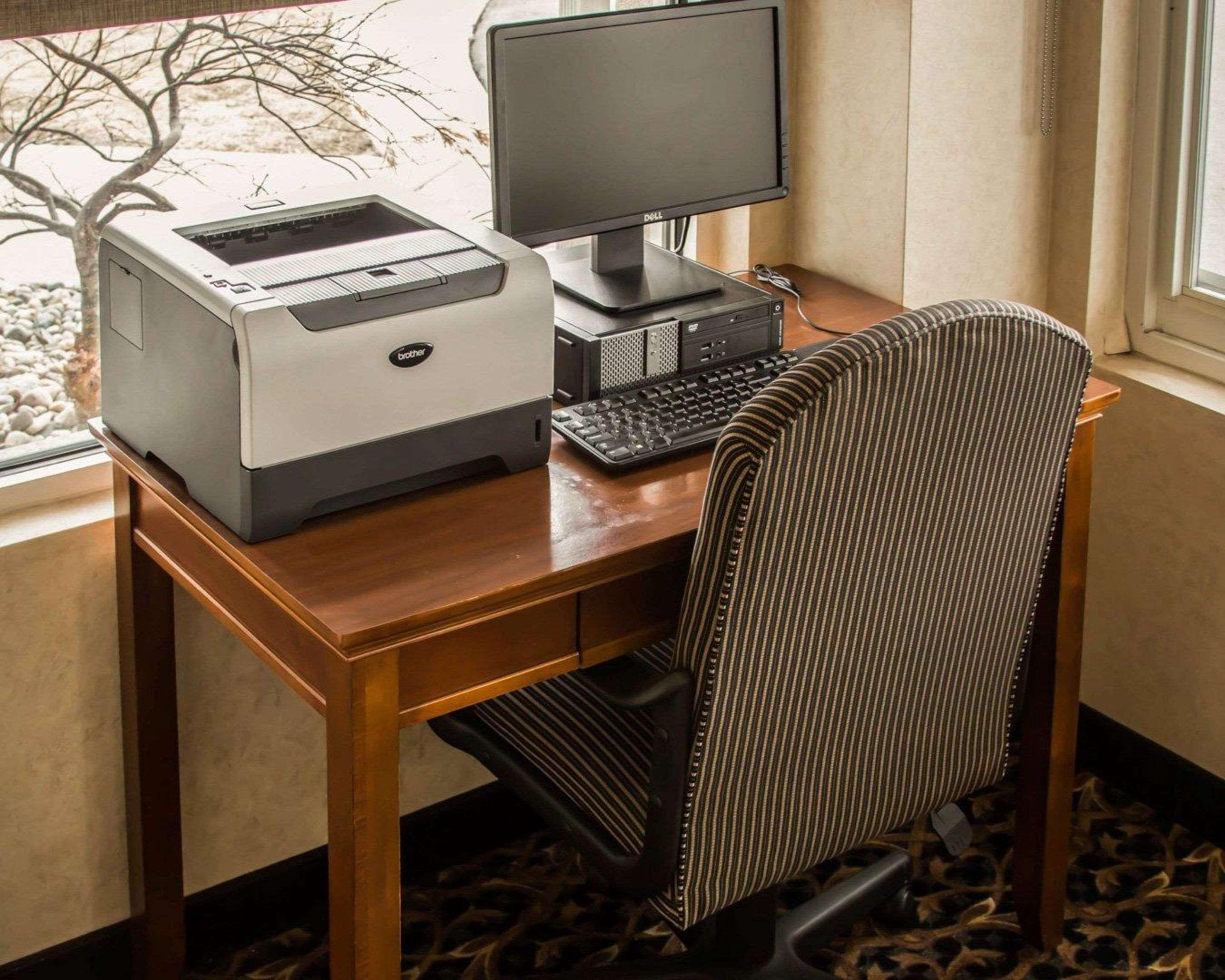 Comfort Inn & Suites Dimondale - Lansing Bagian luar foto