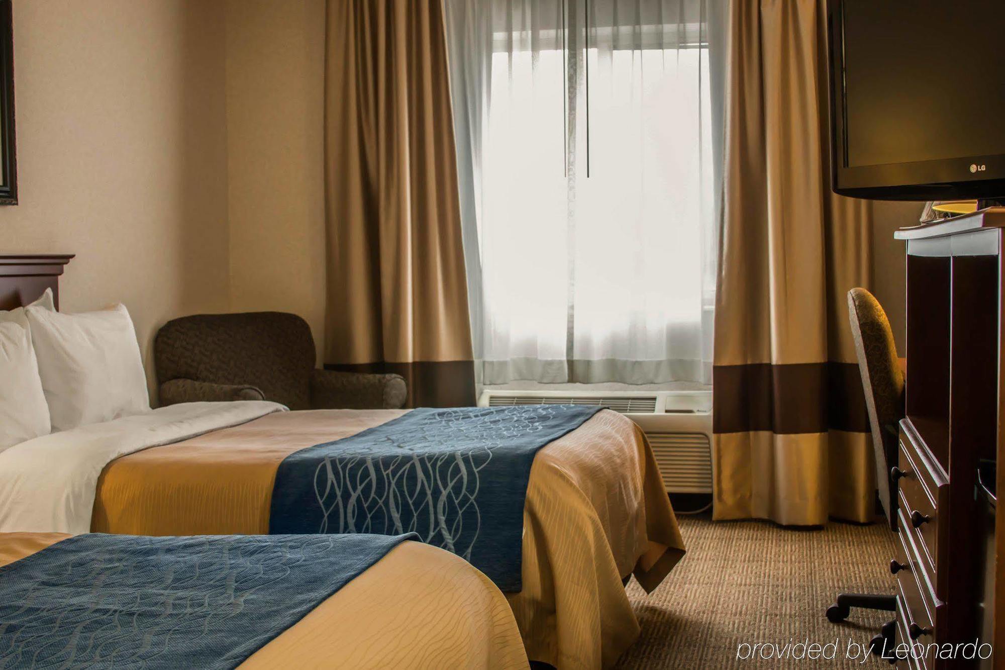 Comfort Inn & Suites Dimondale - Lansing Bagian luar foto